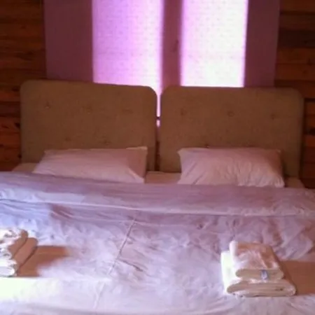 Bed & Breakfast Sapanca Tas Ev