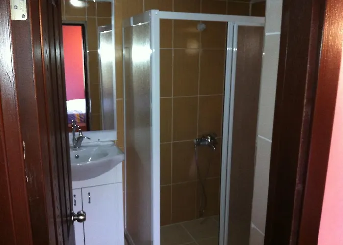 Oda ve Kahvaltı Sapanca Tas Ev Darıca